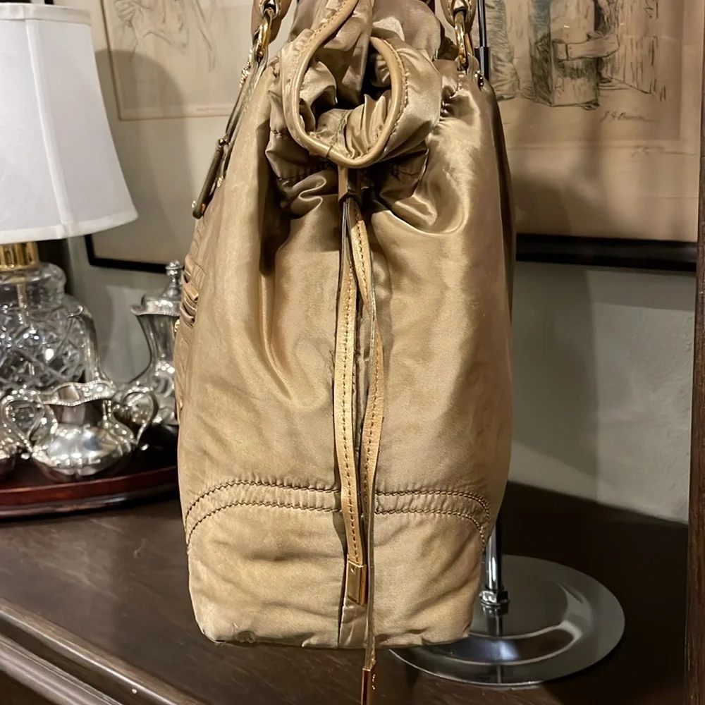 Tod’s Pashmy Media D Bag
